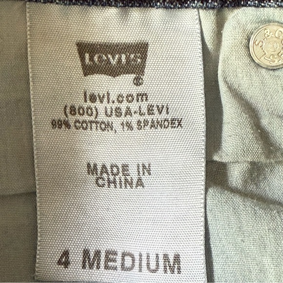 Levi’s Perfectly Slimming Bootcut 512 Flap Pocket Size 4 Medium - Picture 7 of 10
